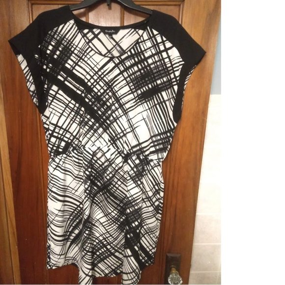 Simply be black and white abstract plaid dress - Picture 1 of 5